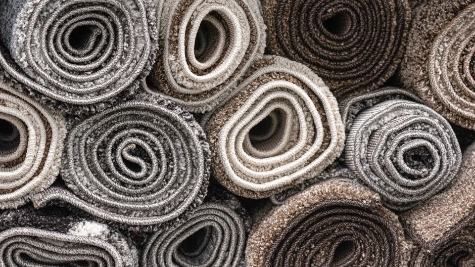 שטיחים מסאטן